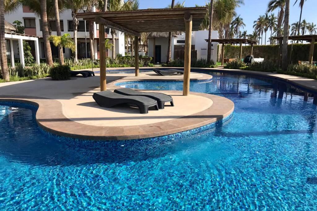 Modern Decor Apartment Near Ocean Mazatlan Exterior photo